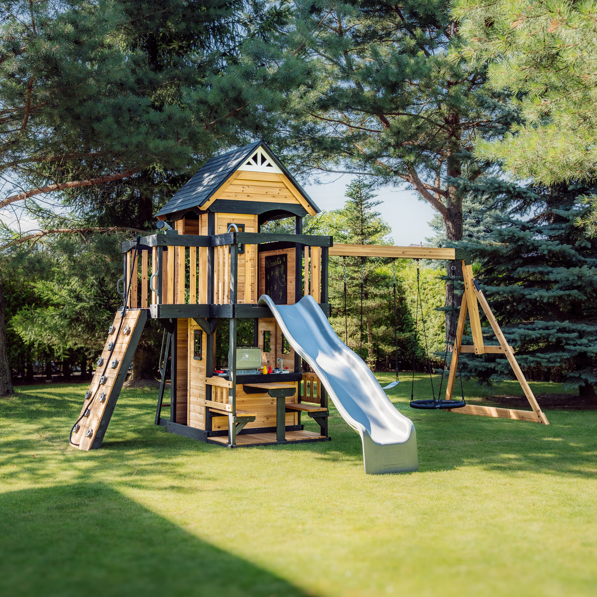 Parque infantil Canyon Creek: los puntos que revisa la norma de seguridad